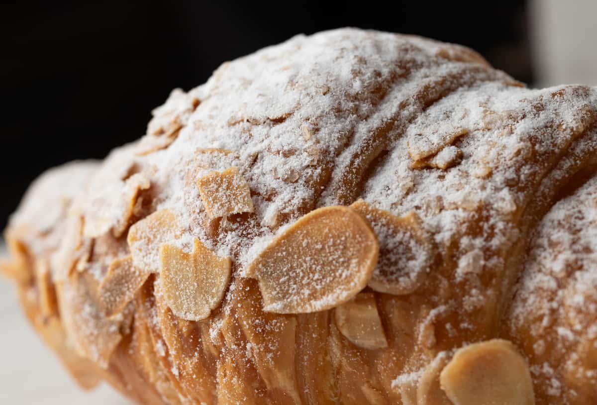 croissant with almonds