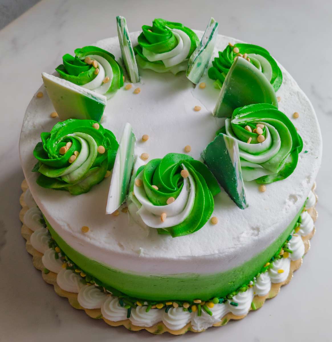Shamrock swirl cake