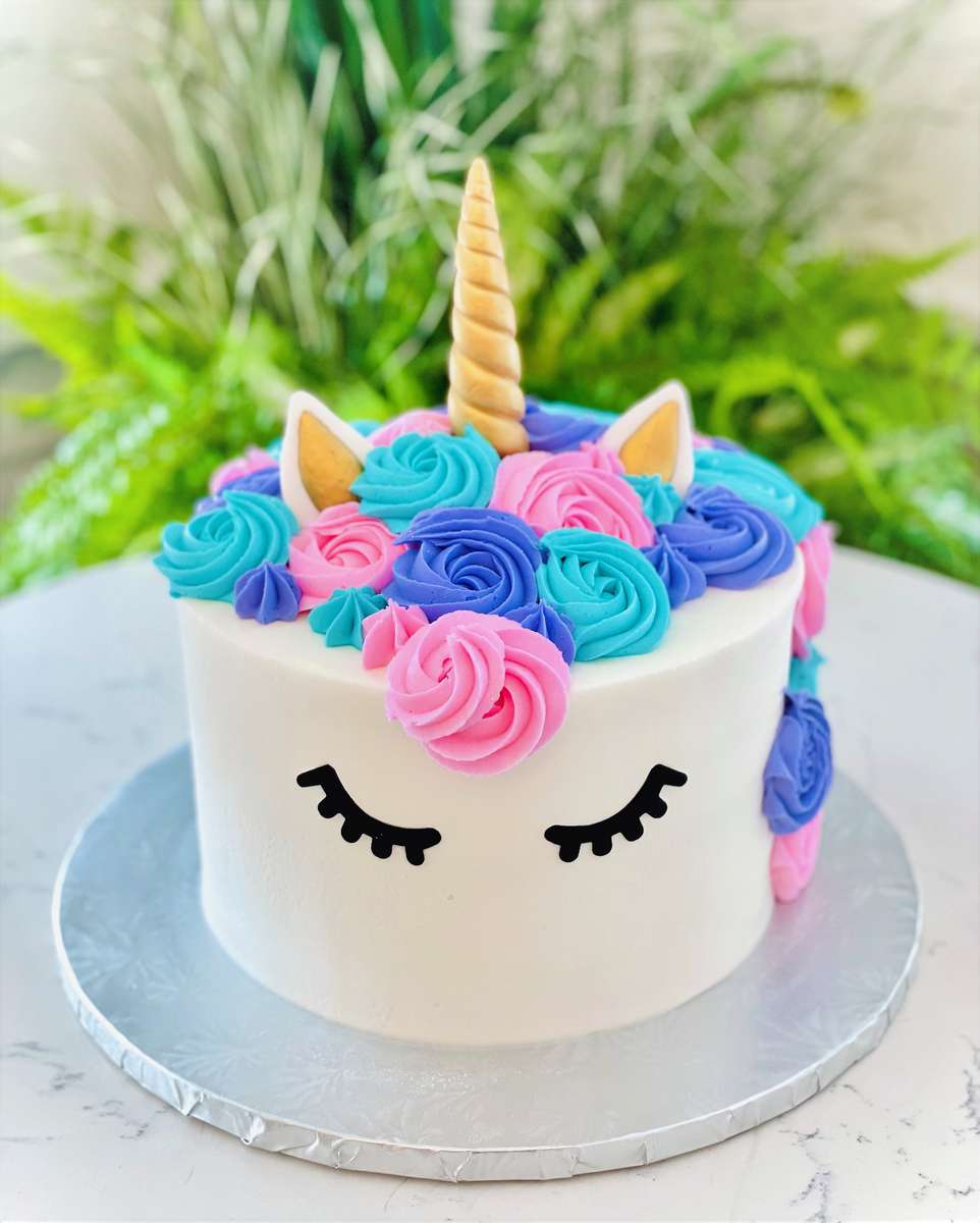 Unicorn Miniature Cake Topper