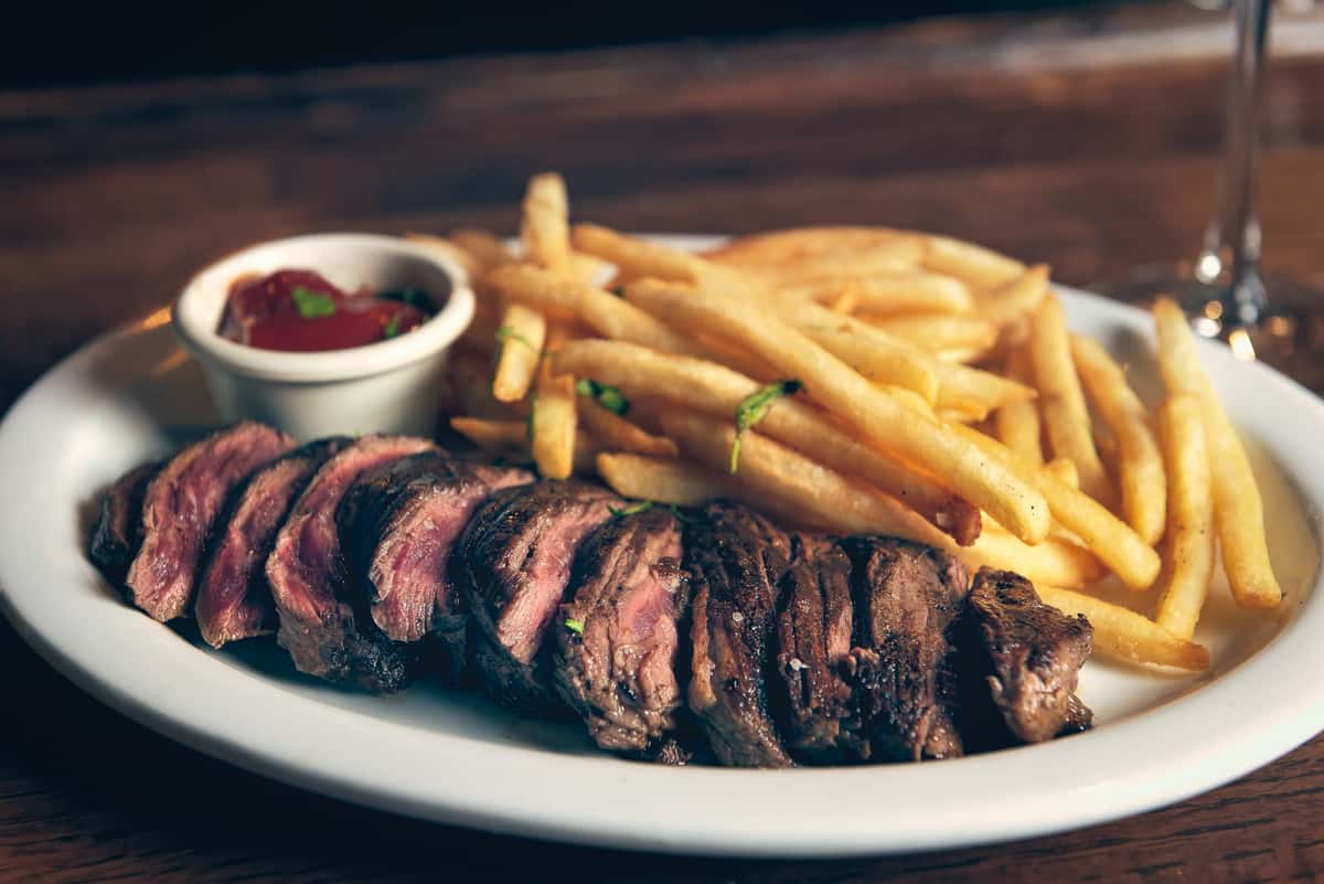 Paul Bar / Food American Restaurant in Palm Springs, CA