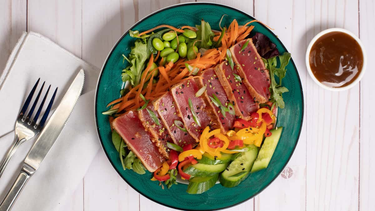 Green Bee Seared Ahi Tuna Salad