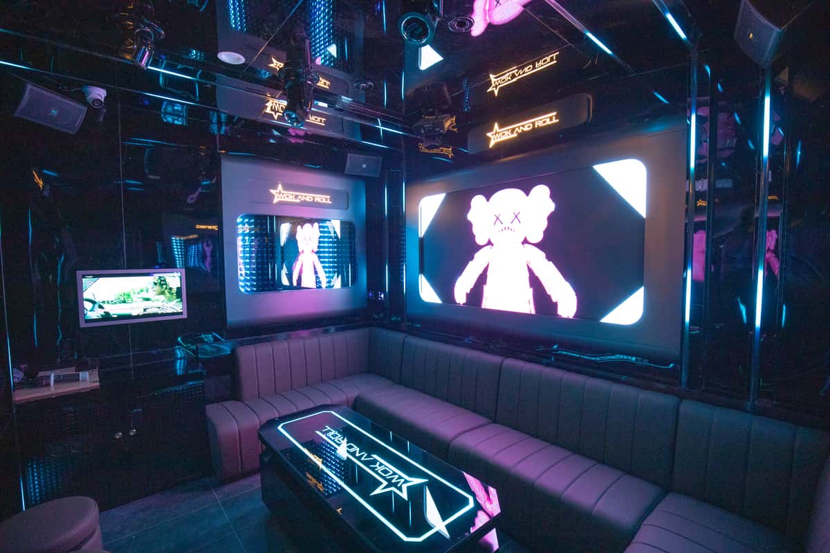karaoke med room