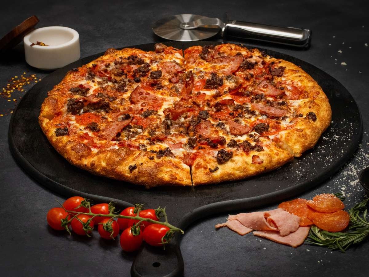 (Pepperoni, Turkey Ham, Beef, Sausage, Turkey Bacon, Mozzarella Cheese)