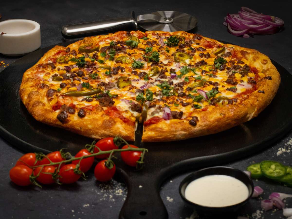 (Beef, Corn, Red Onions, Jalapeno, Cilantro, Mexican Cheese, Mozzarella Cheese)