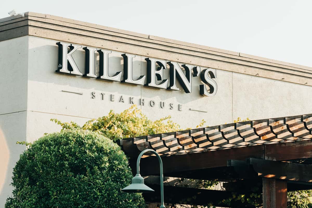 exterior of killen's steakhouse