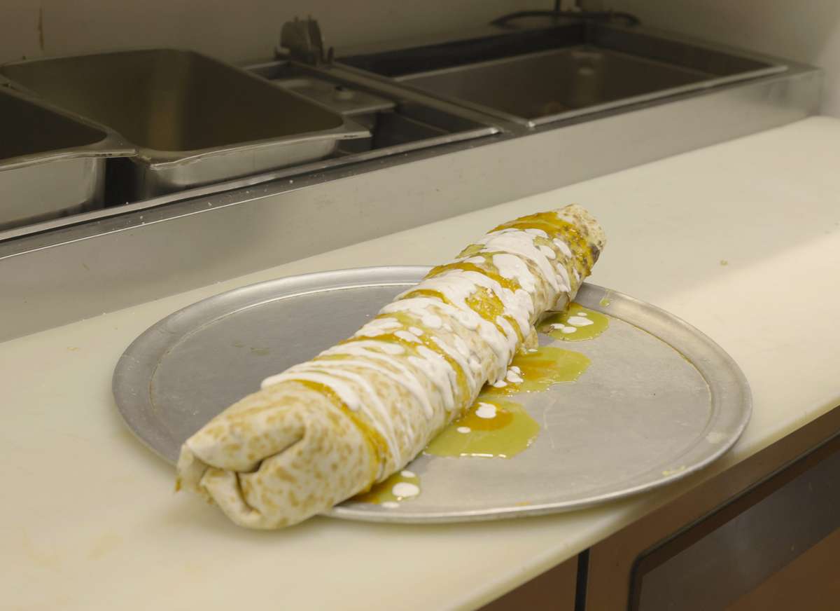 Featured Image - El Famous Burrito - Spicy Mexican Food: Authentic Chicago Tacos & Burritos
