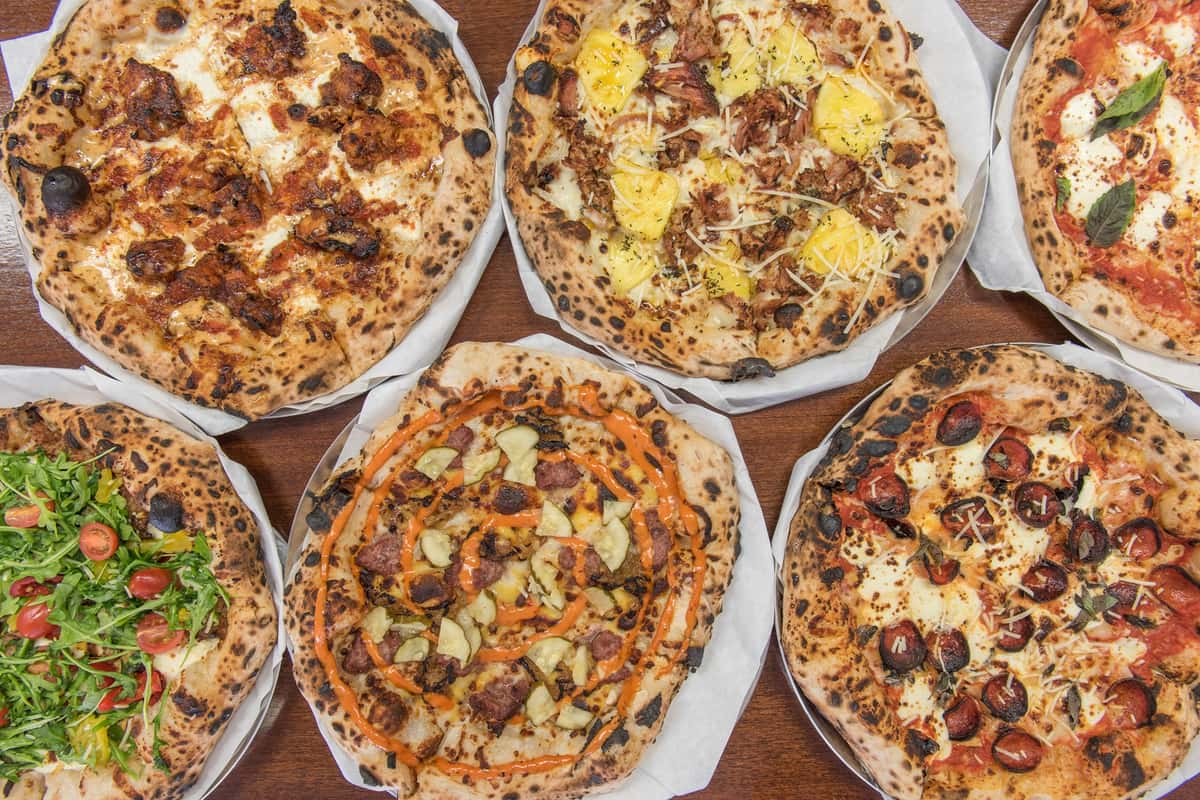 pizzas