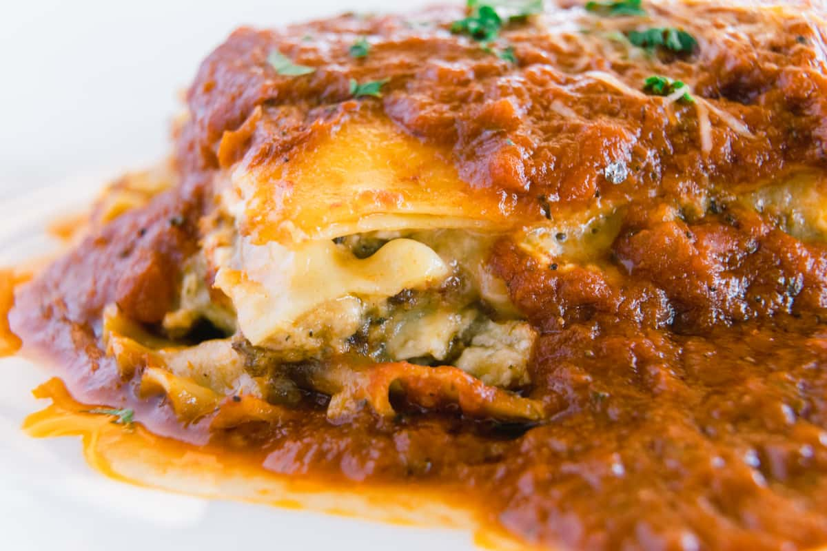 Jesse's E-Z Spatini Lasagna (& Mrs. DiCindio) ~ - Kitchen Encounters