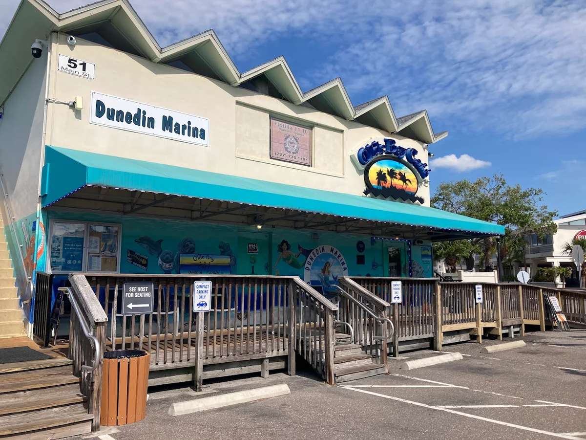Olde Bay Cafe