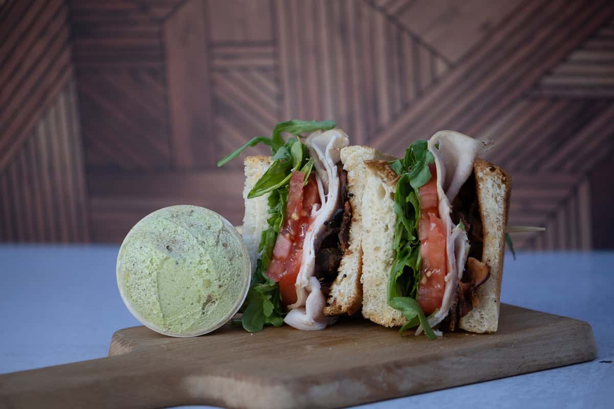 bagel sandwich