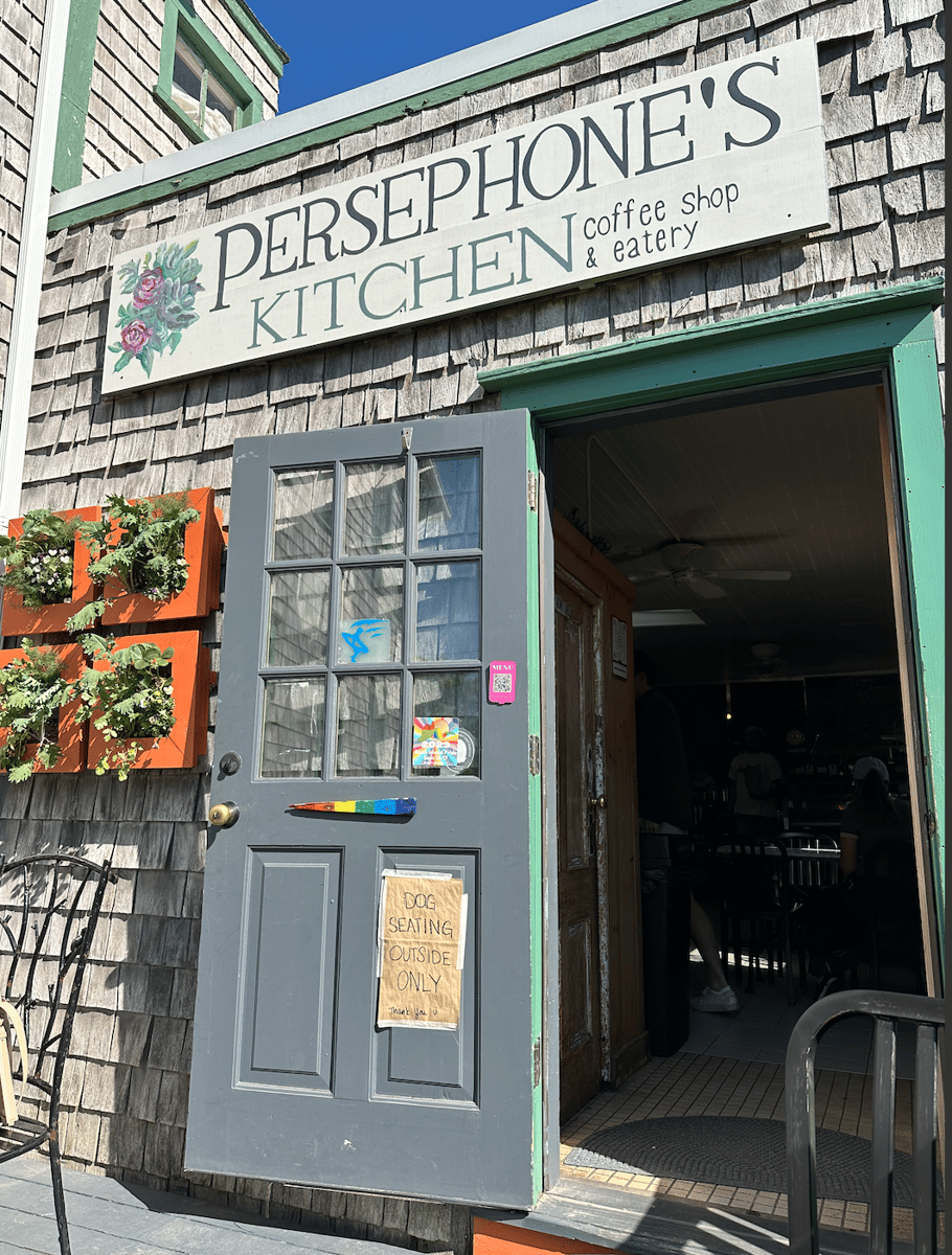 Persephonies Kitchen