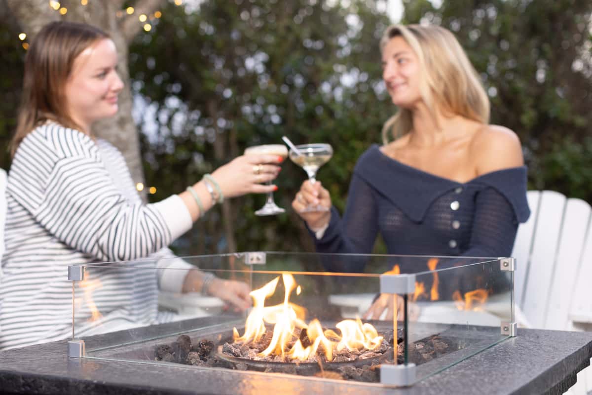 Firepit Dining