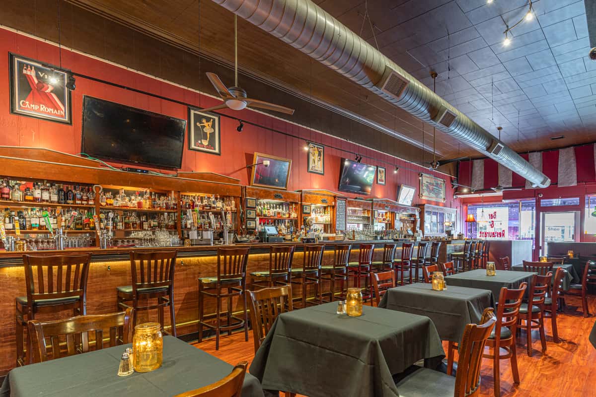 bar/main