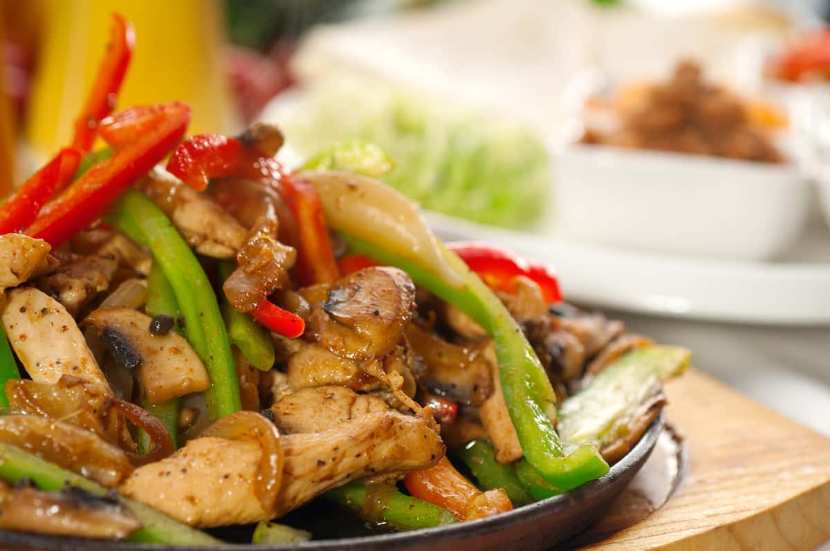 Chicken fajita with green peppers and onions