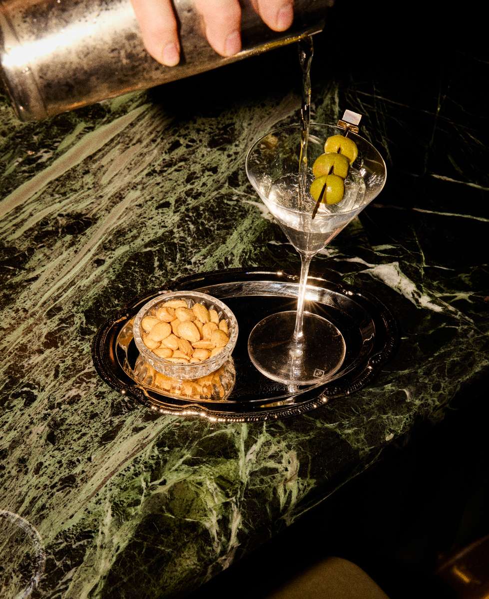 pouring cocktail