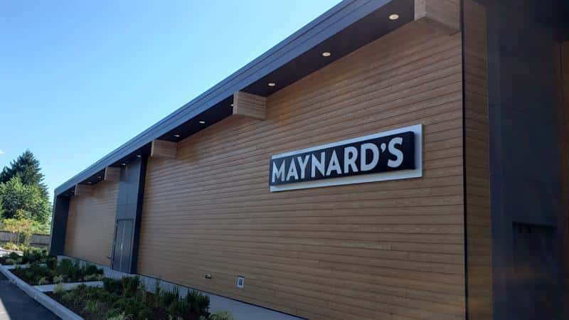 Weddings, Corporate events, Large-scale banquets, Community fundraisers, Familiar dishes, Elevated technique, Better ingredients.