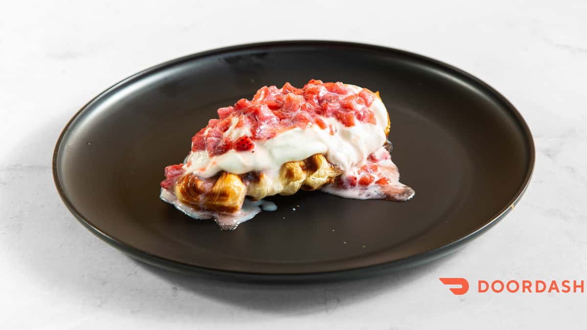 Fresas Con Crema Croffle