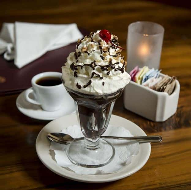 Hot Fudge Sundae – Dash