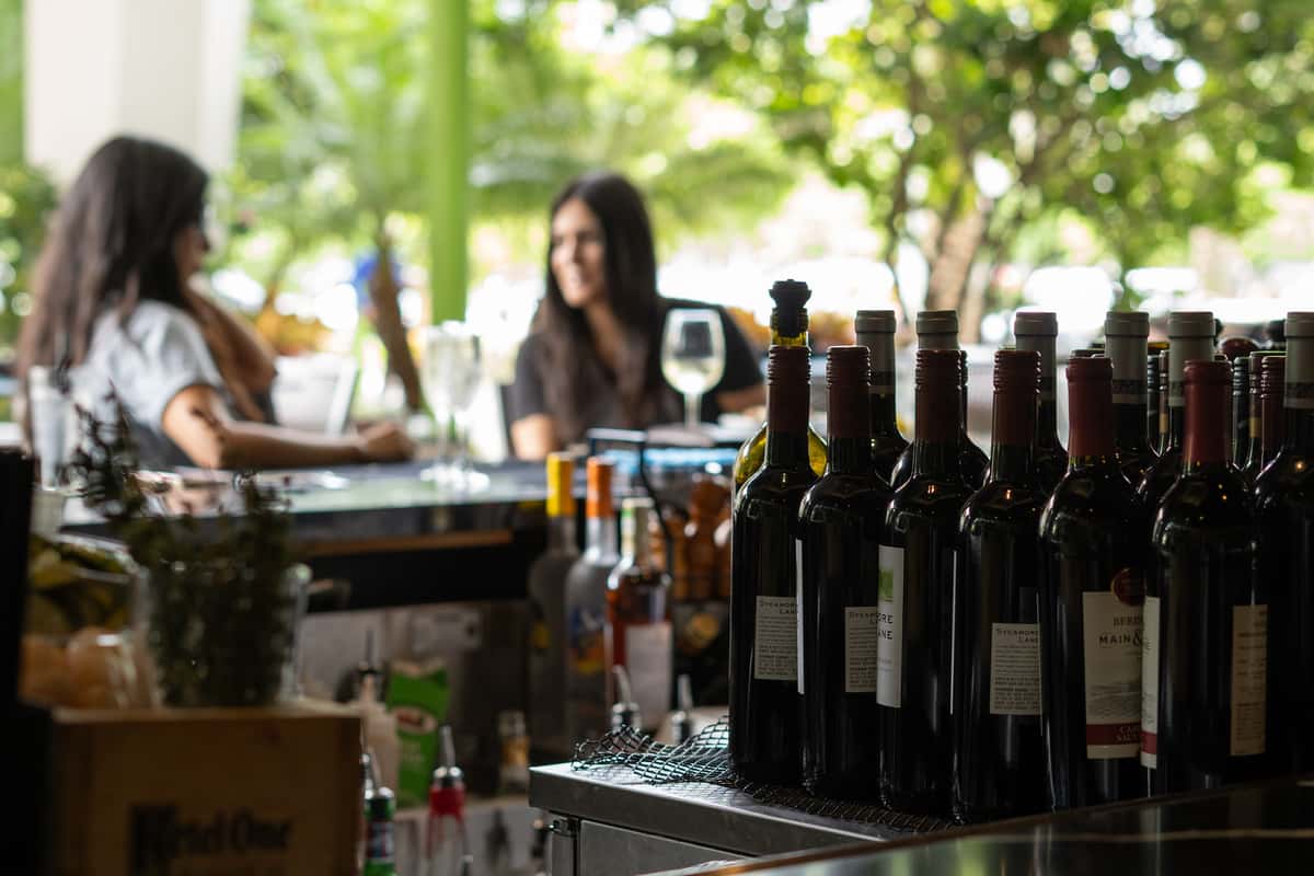 Bar