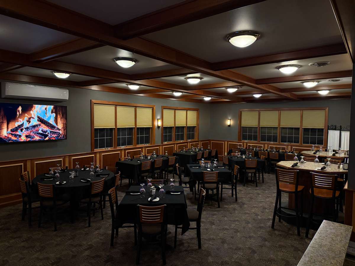 Interior Photo of the Bad Apple Social Dining Room