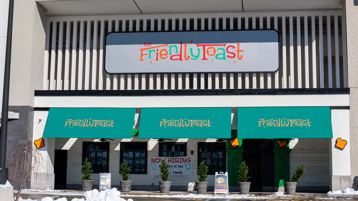 Local Restaurant at The Street in Chestnut