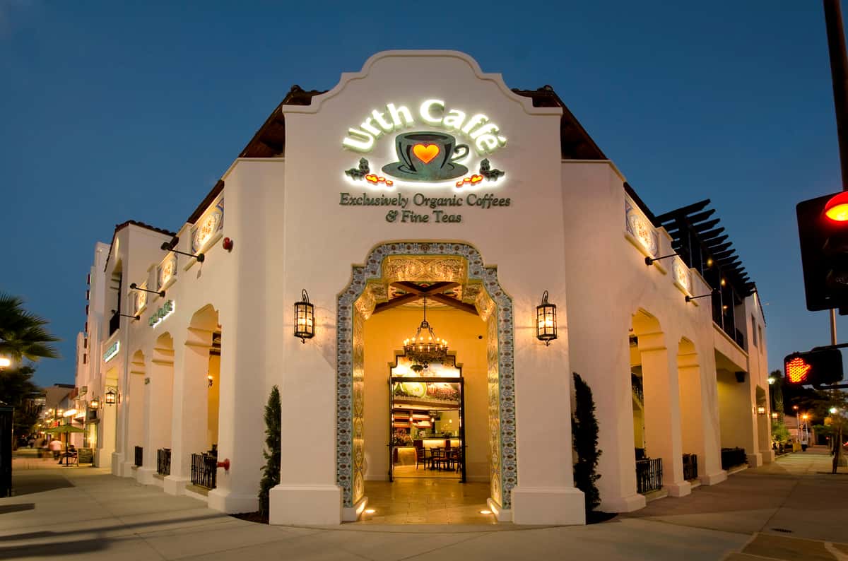 Exterior night shot of Urth Caffé Pasadena