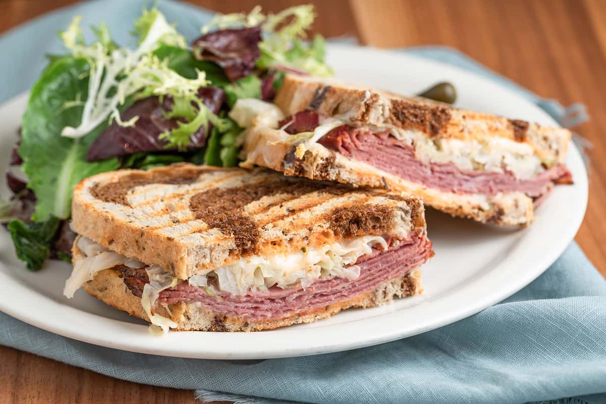 as Binnenwaarts troosten The "New Yorker" Sandwich - Lunch/Dinner - Urth Caffé - European-style café