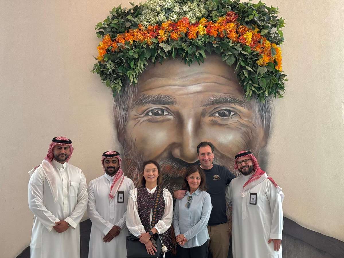 Urth Co-founders Shallom & Jilla Berkman with Jazan coffee farmers