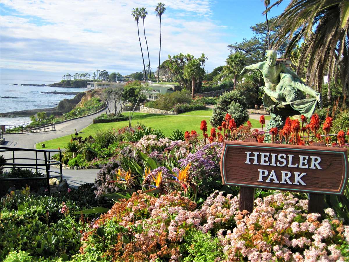 Beautiful shore view of Heisler Park which is within walking distance of Urth Laguna Beach.