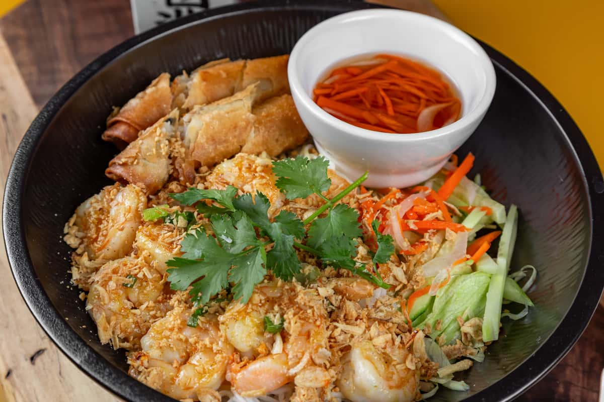 Grilled Shrimp With Vermicelli Noodles