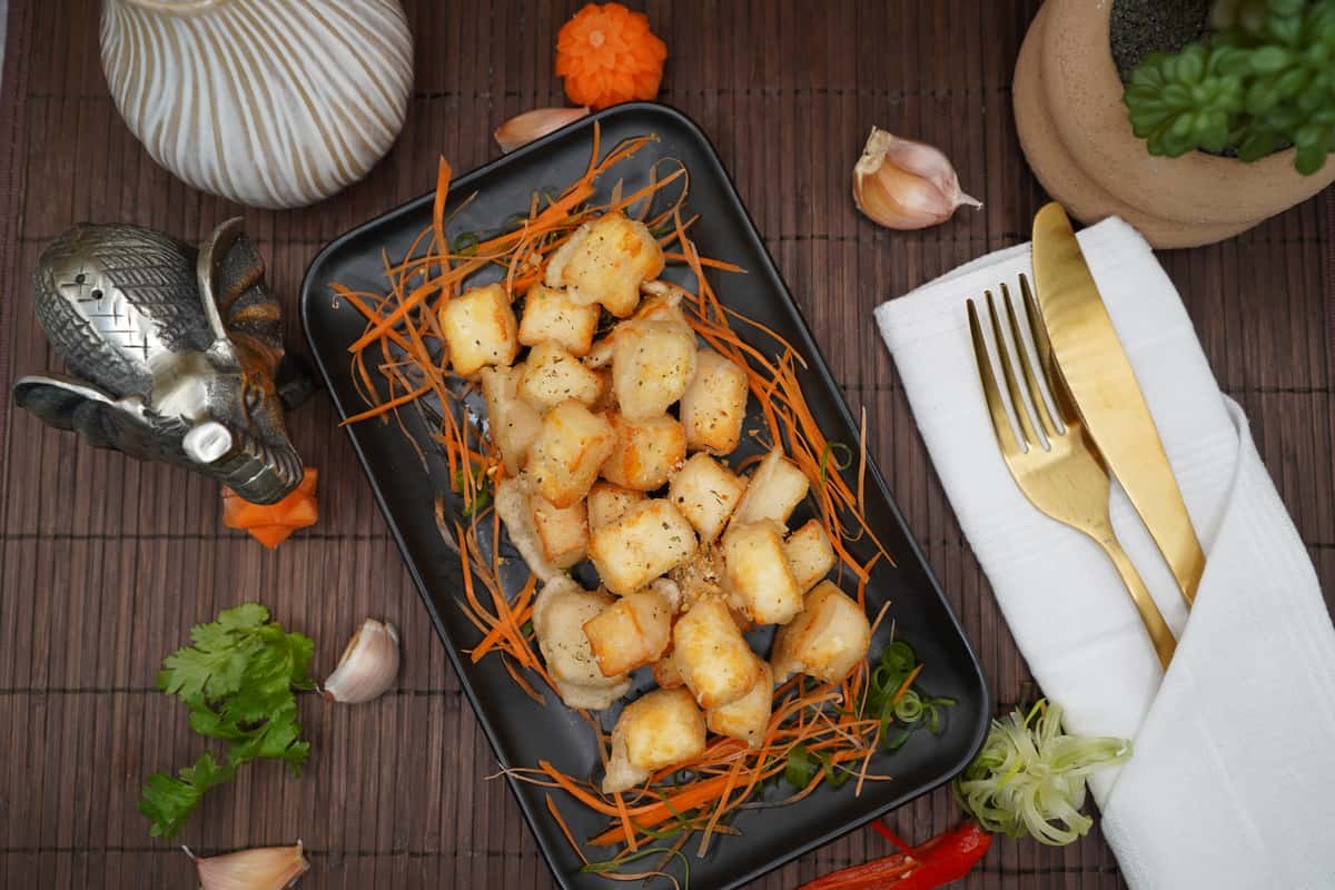 crispy paneer bites dry garlic