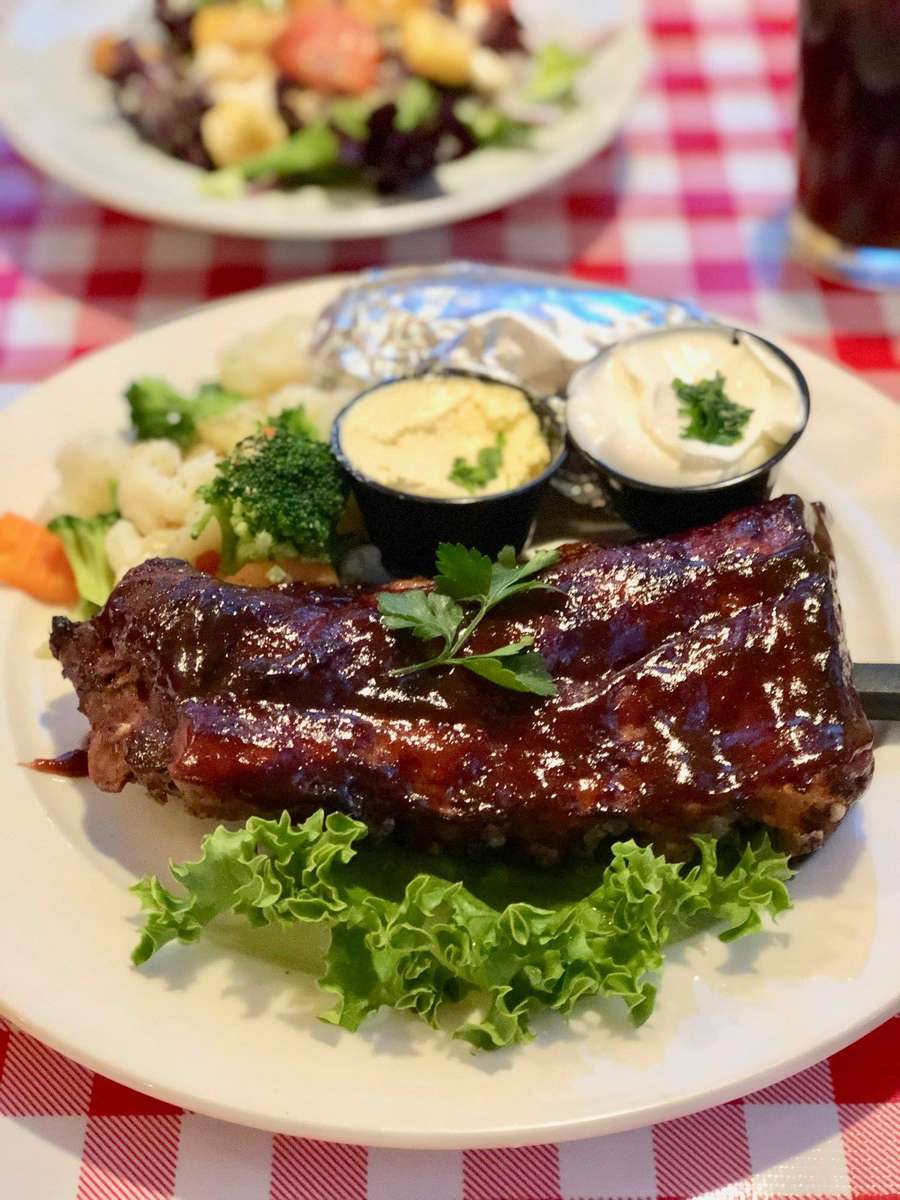 Red Rooster Grill