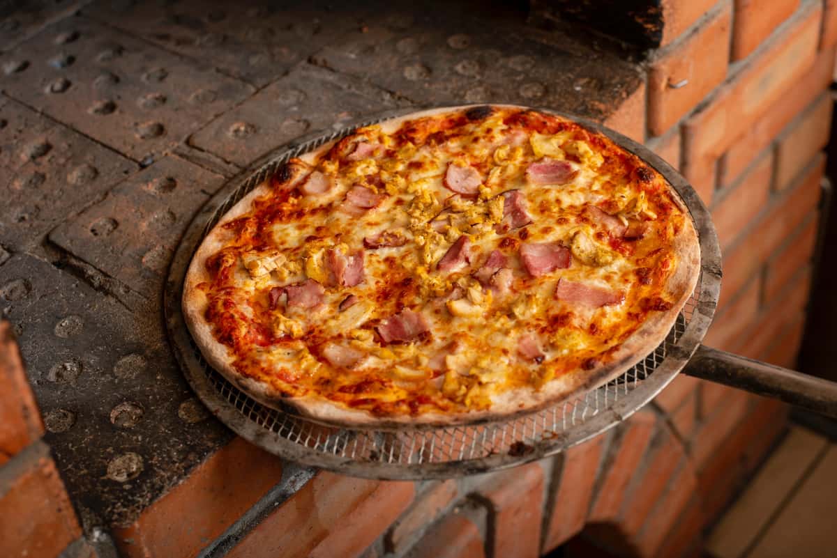 brick oven pizza
