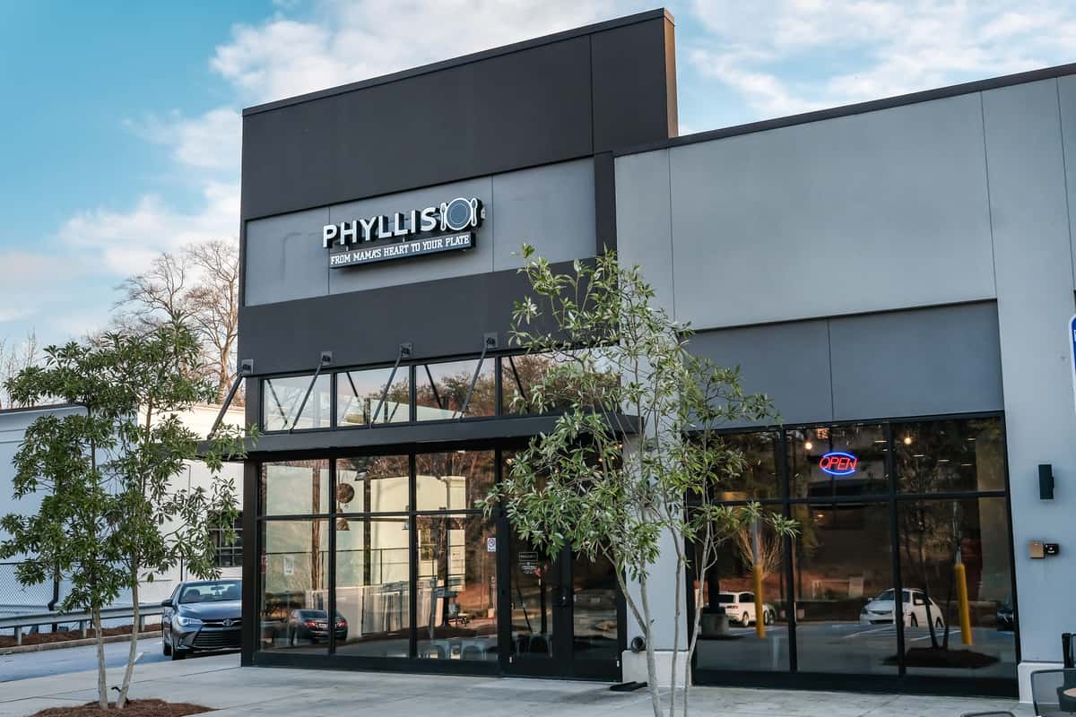 Phyllis Restaurant