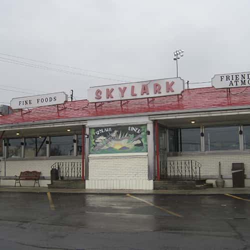 outside view of diner from the parking lot