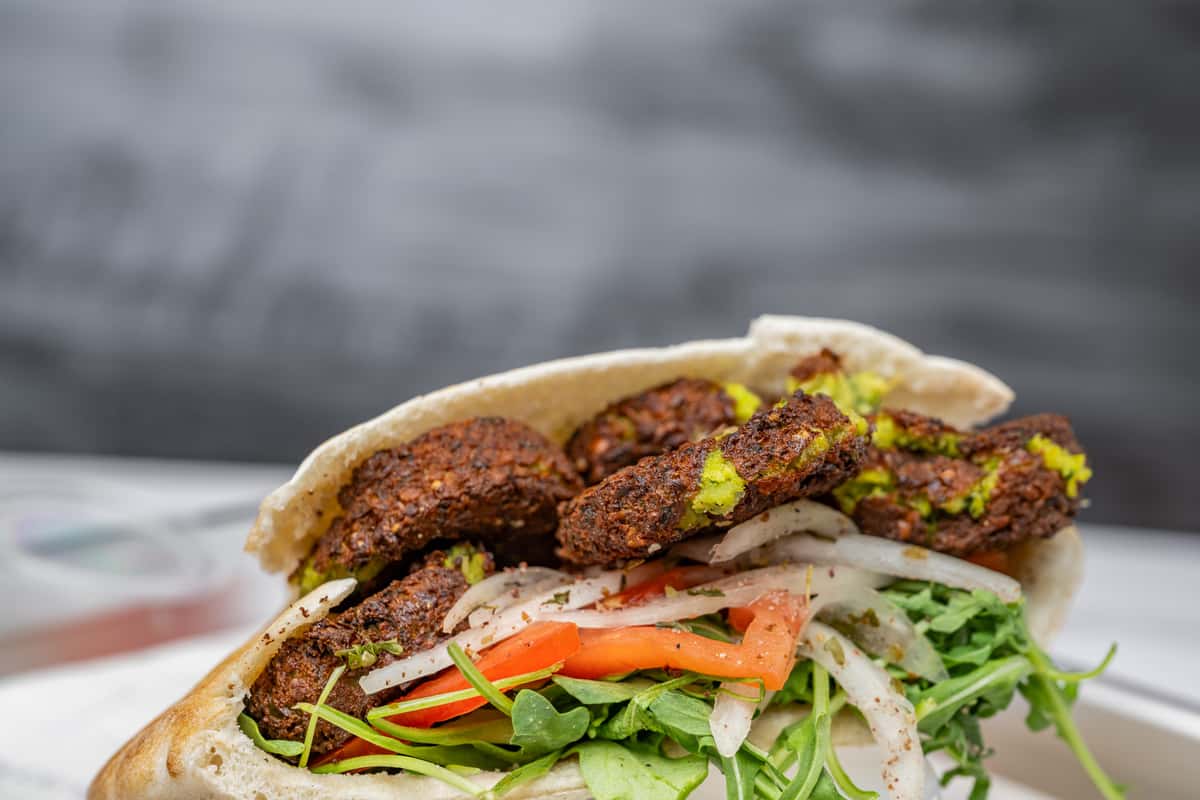 falafel pita