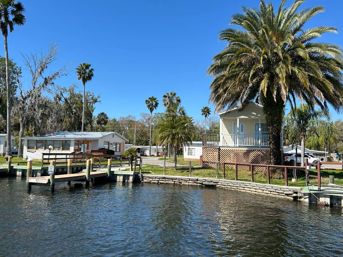 Cottage Waterfront