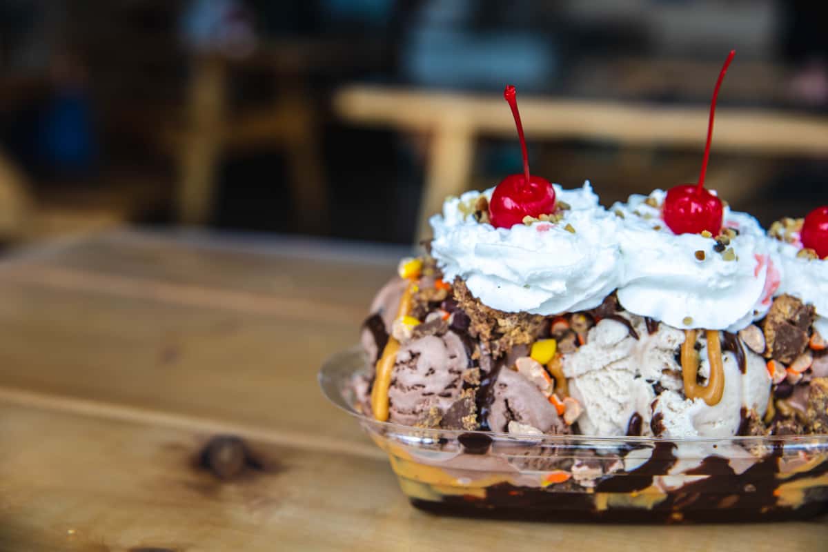 reeces peanut butter boat