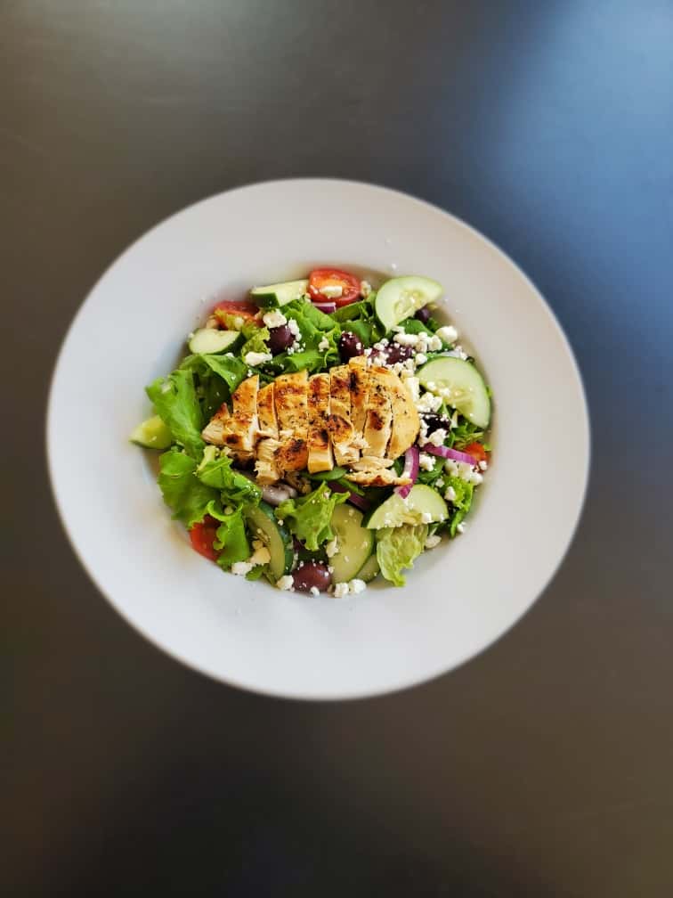 Salad with grilled chicken