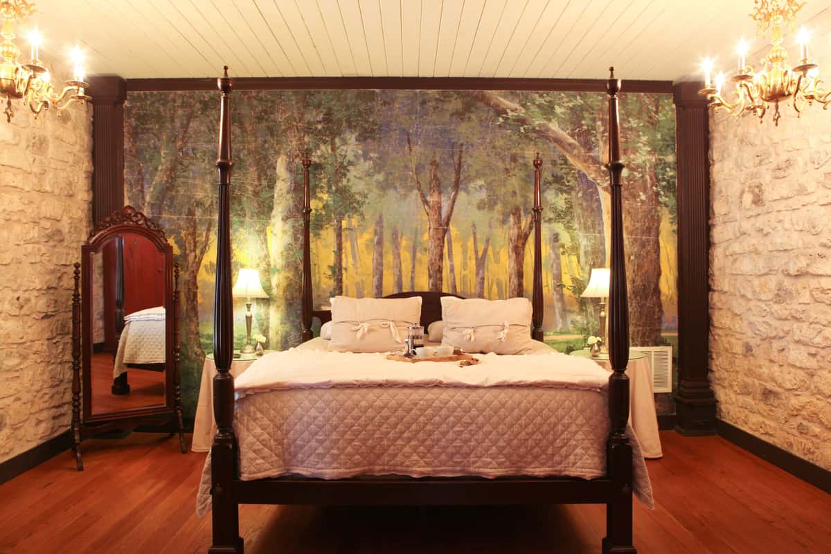 rustic bedroom