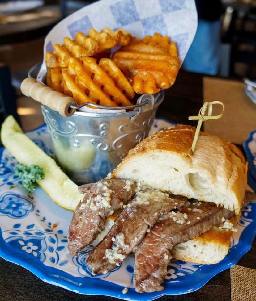 Garlic Steak Sandwich