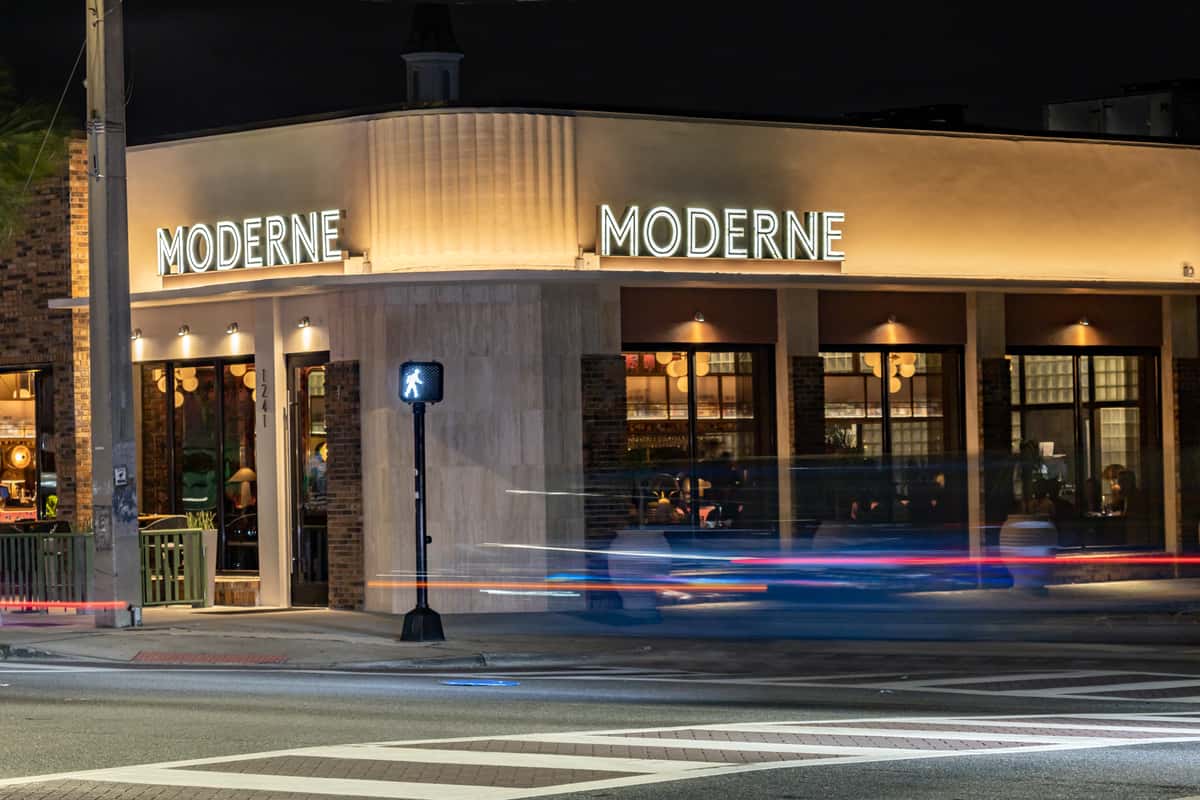 Exterior of Moderne at night