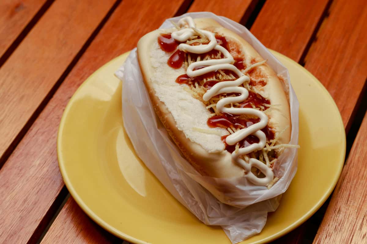 hotdog sandwich