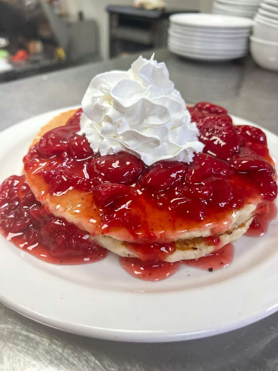 pancakes with strawberry topping