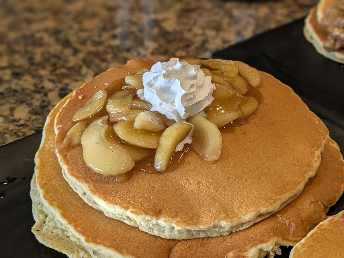 CAKE APPLES