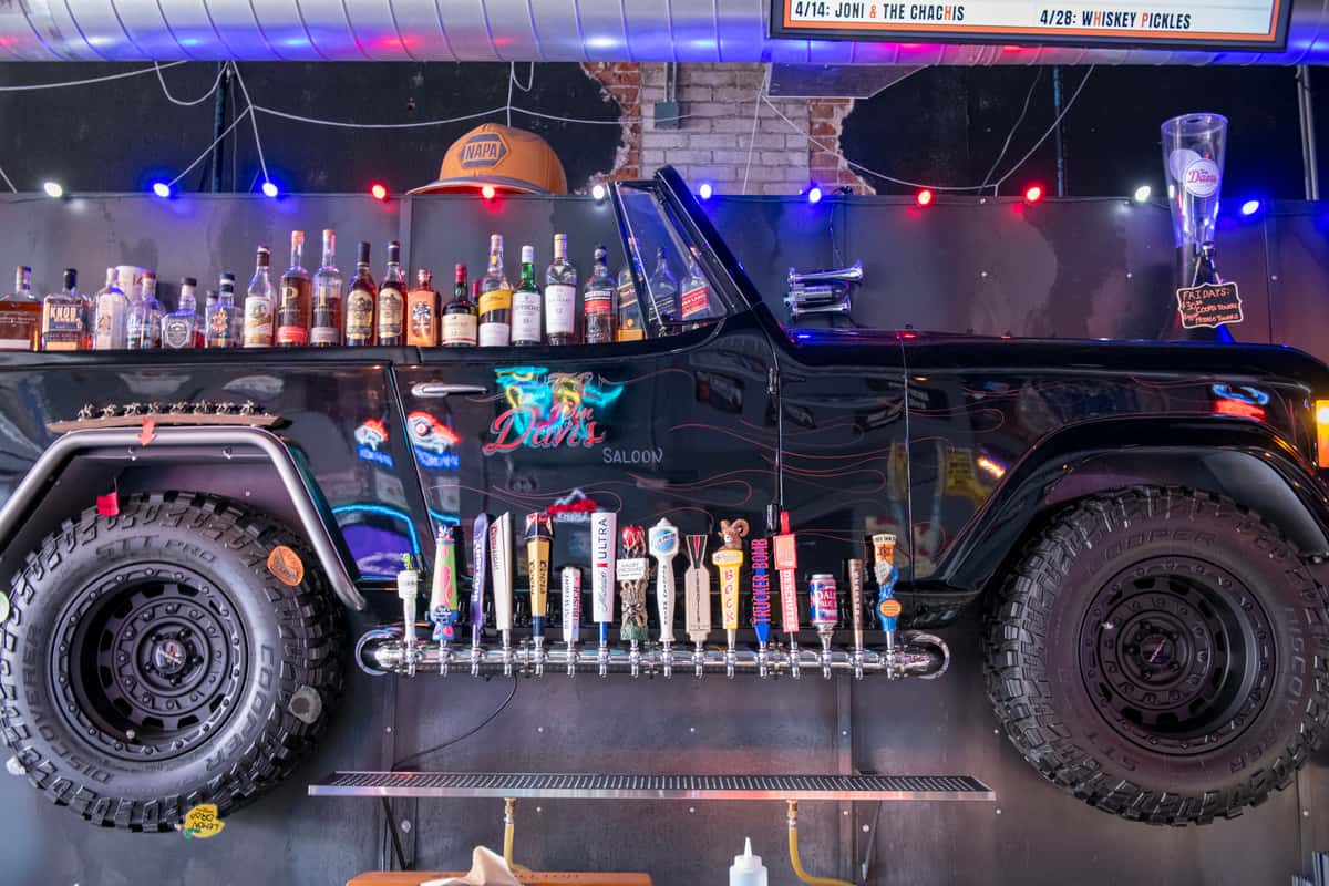 Bar