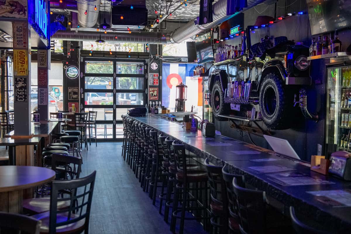 Bar