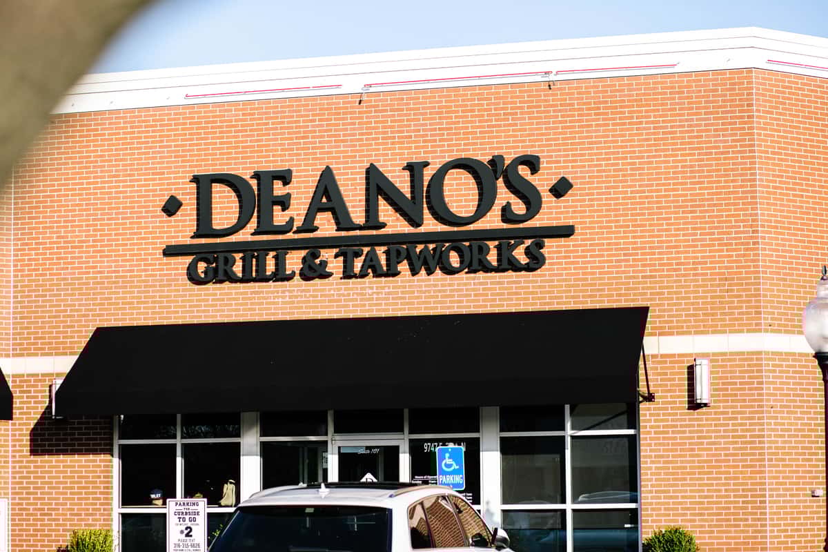 Deano's Grill & Tapworks
