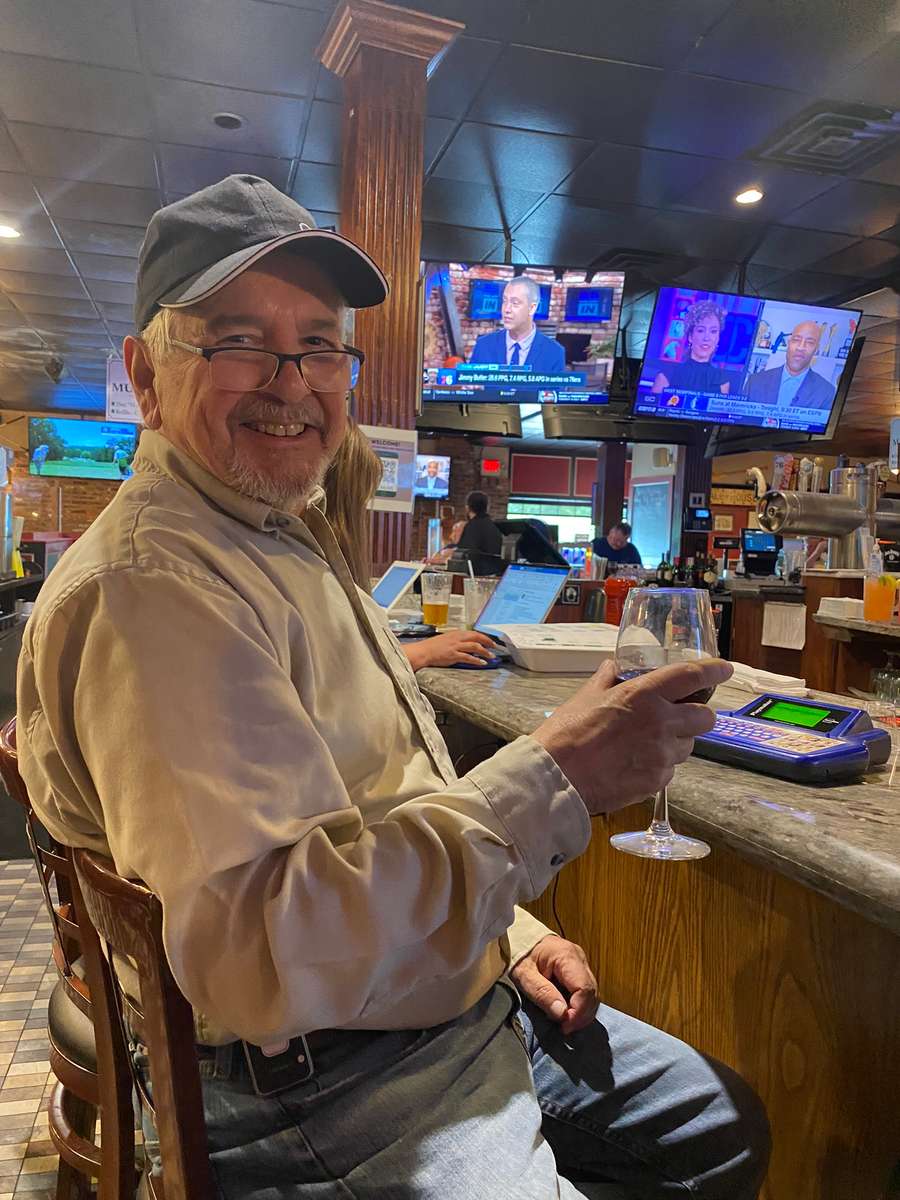 happy hour in Dover, DE