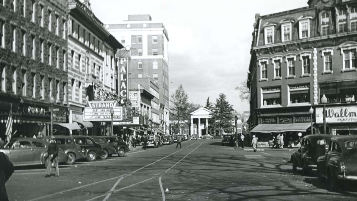 vintage photo of Colony Grill